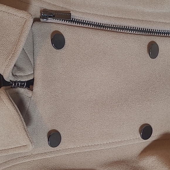 BCBGMAXAZRIA Fay Ruffled Cropped Moto Military Jacket in Sand Womens Size Small - Picture 3 of 16